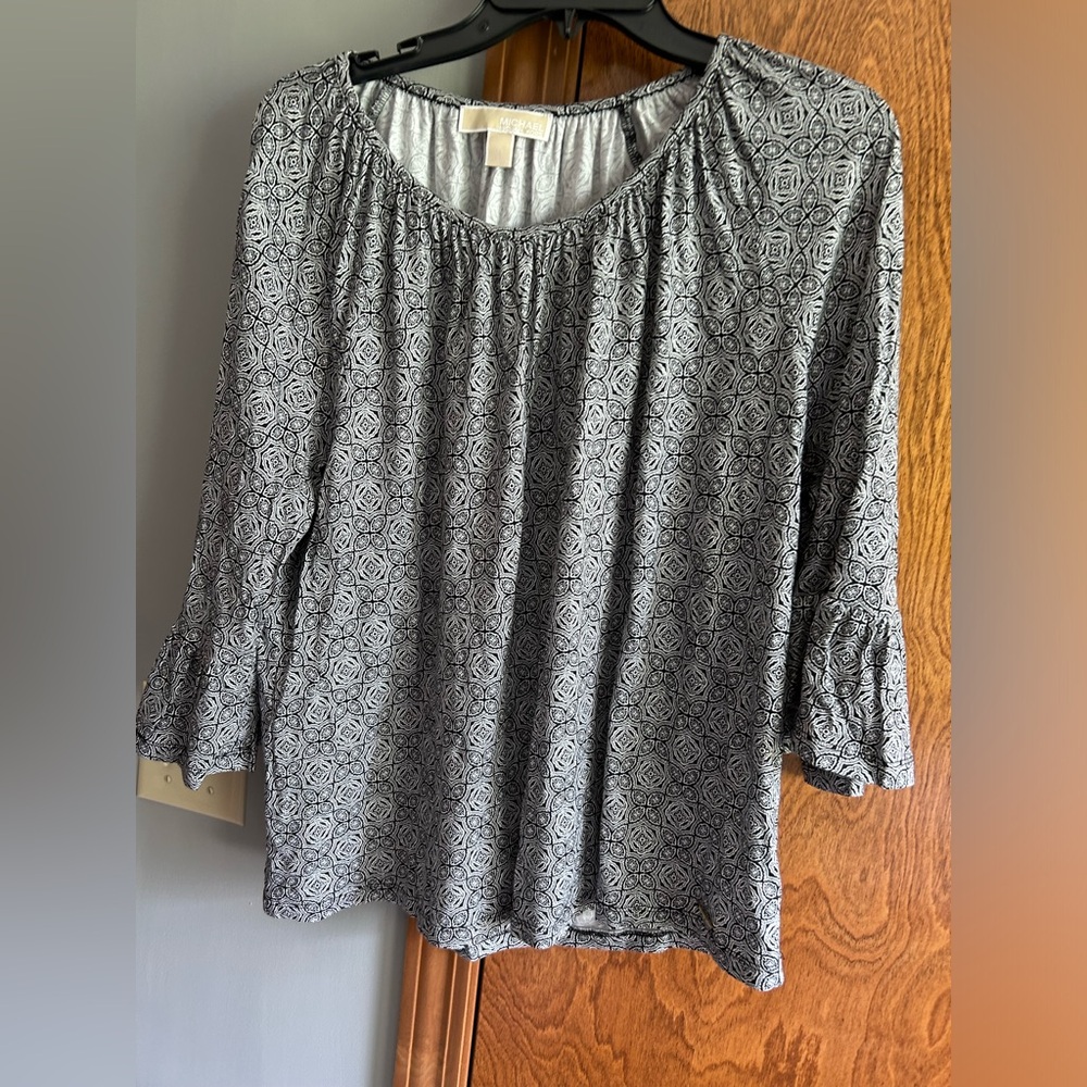 Black and white Michael Kors  top.